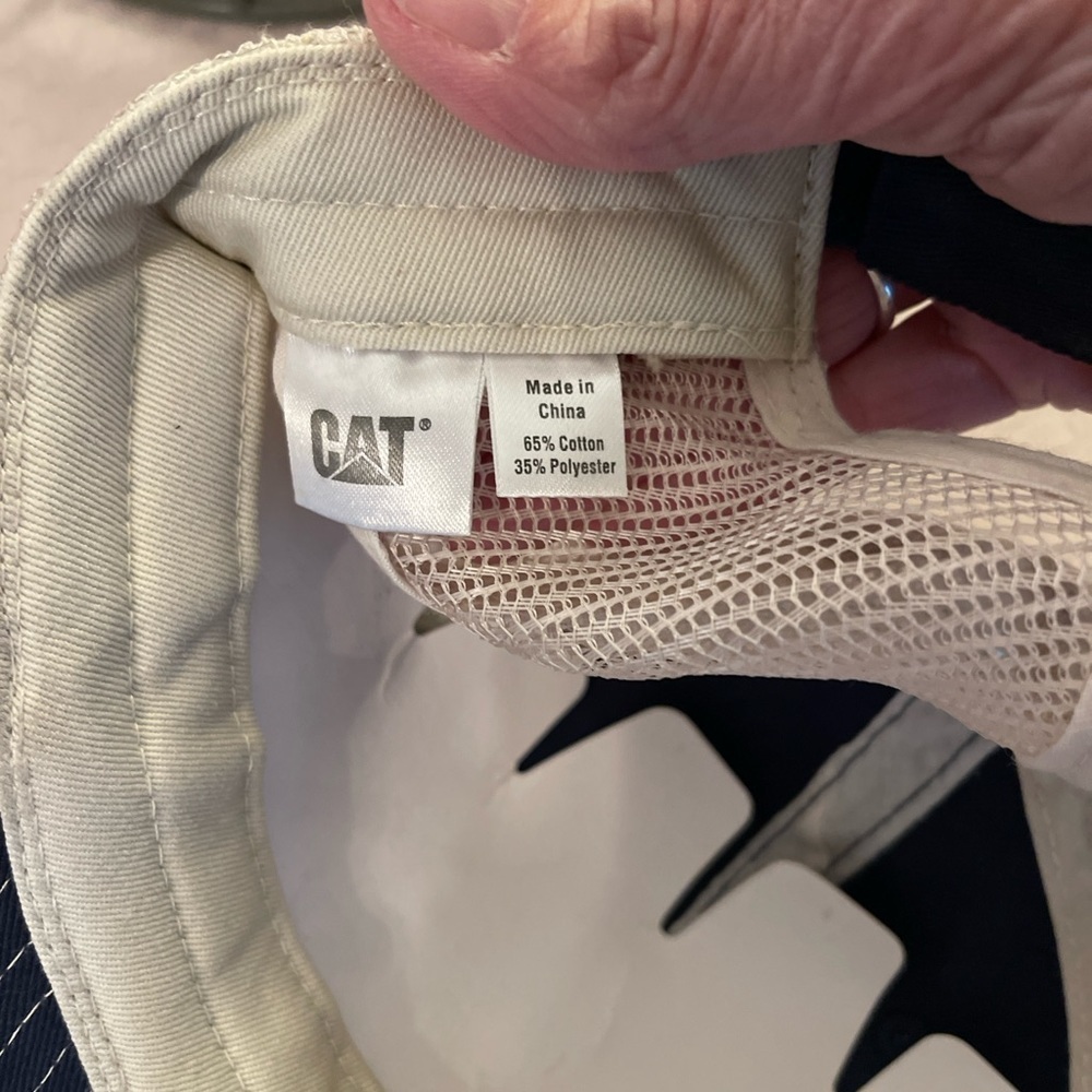 CAT Caterpillar logo mesh back adjustable hook & loop trucker dad hat cap. NWOT​ - Picture 3 of 5